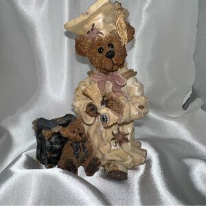 Boyd’s Bears FIRST EDITION #227701-10RS Bailey the Graduate Carpe Diem Mint Cond